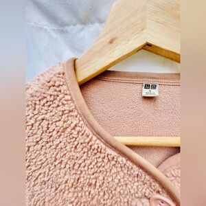 Uniqlo Blush Sherpa Vest